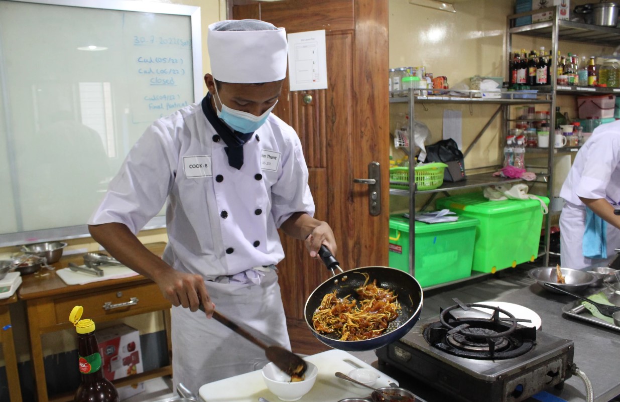 Essential Culinary Skills (Oriental Foods) Training (© MPTA)